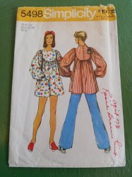 5498 SIMPLICITY  1973  WOODSTOCK PEASANT SMOCK TOP,  SHORTER DRESS PATTERN SMALL